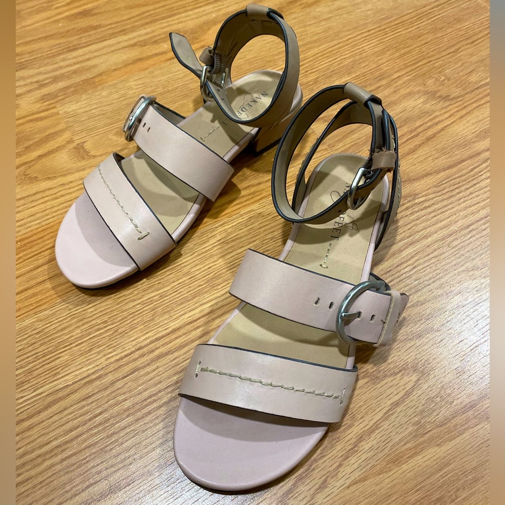 Nakedfeet Sandals